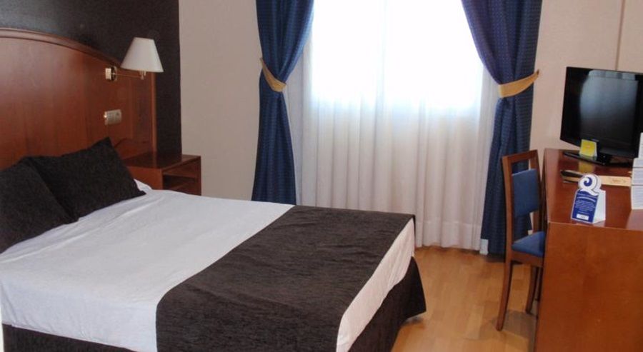 Ponferrada Plaza Hotell Eksteriør bilde